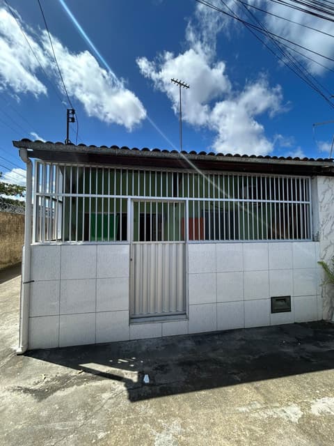 Área da casa no Condomínio Residencial Parque da Jaqueira em Maceió
